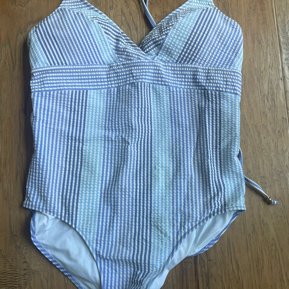 Vineyard Vines Light Blue Swimwear - size medium